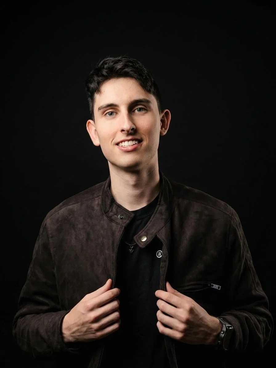 Retrato de Héctor Matías